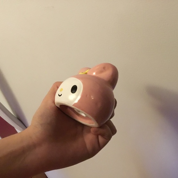 Kuromi and My Melody salt and pepper shakers - Picture 4 of 4